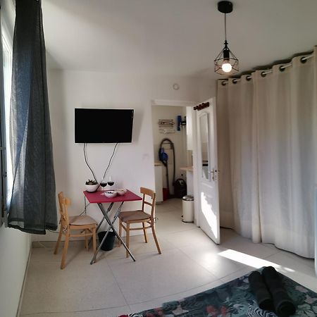 Studio Dans La Villa Les Cigales Lezignan-Corbieres Luaran gambar