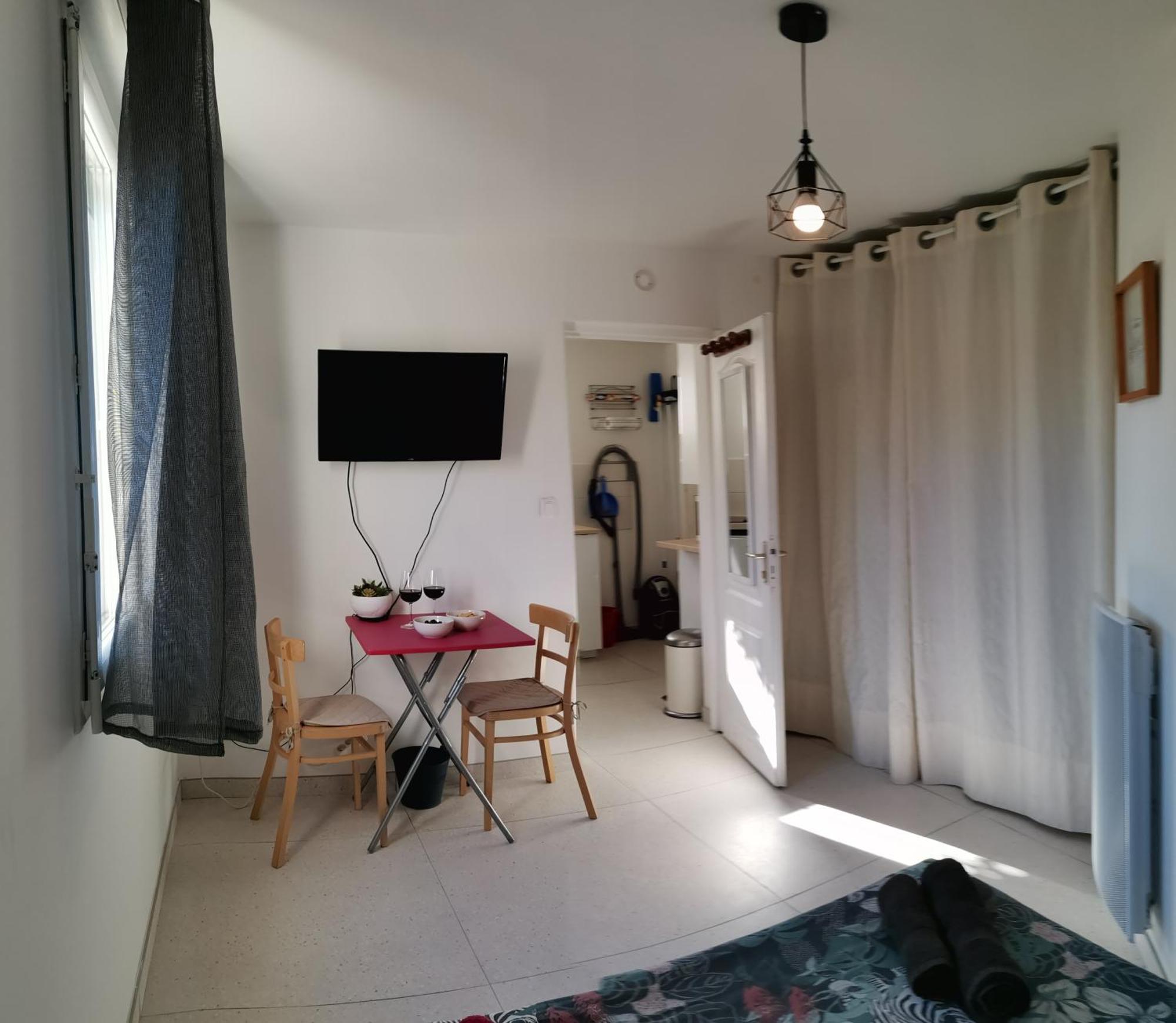 Studio Dans La Villa Les Cigales Lezignan-Corbieres Luaran gambar